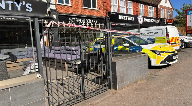 BREAKING: Bottle Brawl in Hornchurch Leaves Four Injured and Police Officer Attacked