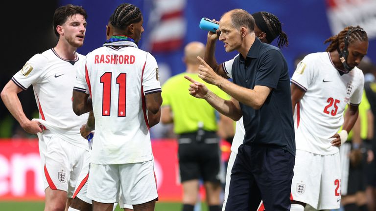 England Face Mexico In 1am Kick-Off